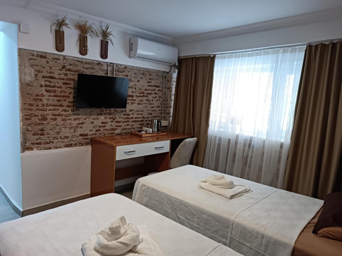 Otelia Pansiyon Ayvalı Zewnętrze zdjęcie